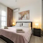 Beautiful 2 Bedroom Vista Del Mar アデヘ